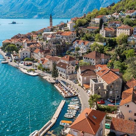 Charming Bohemian House In Perast Villa Exteriör bild