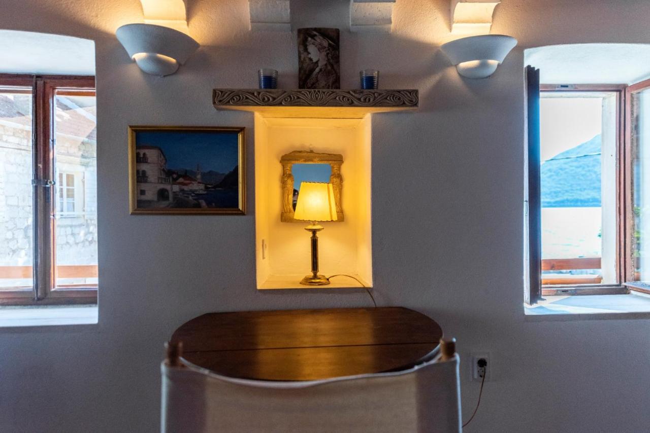 Charming Bohemian House In Perast Villa Exteriör bild